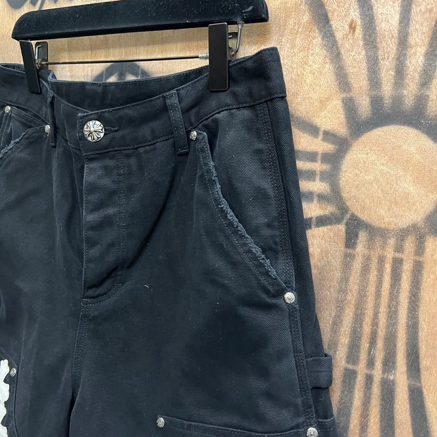P520 chrome hearts limited series new city limited jeans Chrome Hearts city limited denim shorts vintage levis American made 501 505 517 base version remake Levis American made 501 base version imported sheepskin 925 silver remake Customers provide waist and pants length or height and weight. The studio will select the most suitable base version for you to remake. There are many people doing remakes in the market. Don’t belittle or comment. The difference is visible to the naked eye. See and compare for yourself #CHROME HEARTS Unisex style